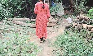 Best Indian Bangali Village bhabhi making out open-air forest by devar