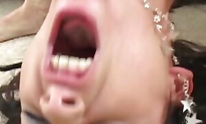 Amateur Aimee Star Claims To Be An Incredible Fuck