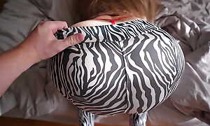 No, the stepsister isn't stuck, she just wants her leggings pulled round and fucked