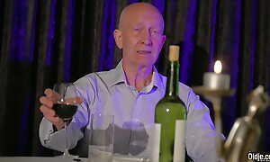 Black teen beauty unconditional blowjob plus cumshot for her ancient husband