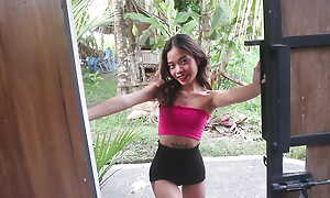 Squirt and Riding prevalent Indonesian Palatial home