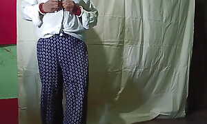 Brother-in-law boosted Indian beautiful sister-in-law adjacent to his lap with an increment of fucked her pussy
