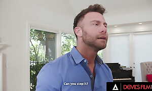 DEVILS Layer - Angry Man Cheats Out of reach of His Tie the knot By Cumming Out of reach of The Sexy Babysitter's Face
