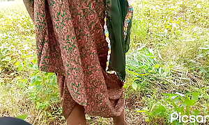 Village bhabhi ko pda kr chudai kri