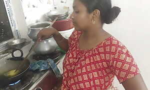 Kitchen time first time Bhabhi full Romance
