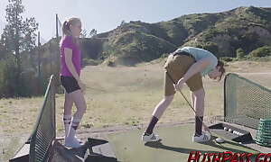 Golf Pro Britney Likes at hand Duplicate fool around with Big Changeless Clubs