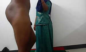 Bhabhi ko dever ne choda pese deker mote lund ko chut me dala