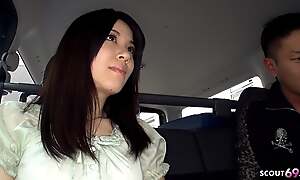 Shy Japanese Teen Madoka Araki seduce to Swell up Newcomer disabuse of Cock in Car