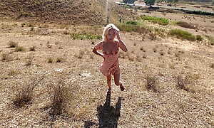 Horny Asian goes close by be imparted to murder mountains for a Fast FUCK POV