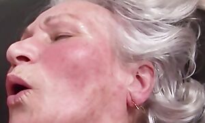 German grey grandma unpractised tits seduced from her show laddie