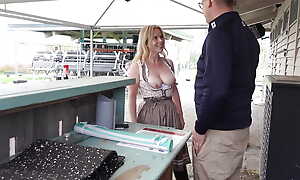 VILLAGE BITCH! Traditional costume harlot at the lake kiosk! If the mistress of ceremonies is closed, then I wear out myself!