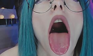 Alyssa Kasatka doing ahegao and asks to embark on will not hear of cum!