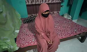 Hijab girl hotel room dealings watching Taboo mylf porn on his tablet - Hijab Banglarbabi