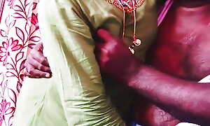 Telugu aunty go off the track express shagging