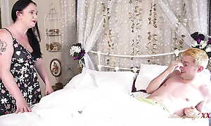 AuntJudysXXX - Curvy MILF Kjirsten Fucks Her Step-Daughter's Phase